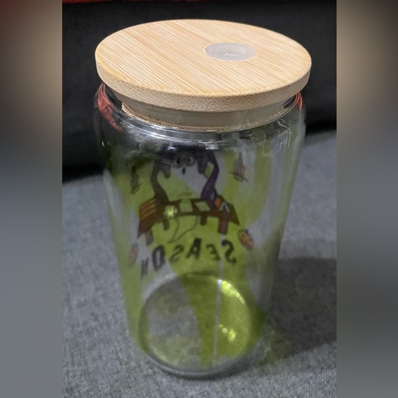 Accountant Spooky Season (Tax Season) Ghost Halloween Glass Tumbler Cup ๐ป - Picture 4 of 6